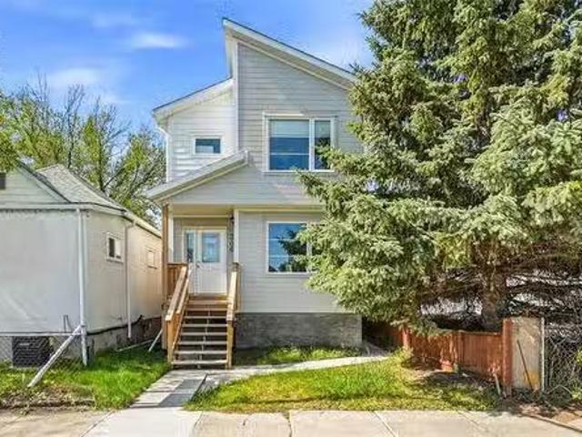 House for sale in East St. Paul, Manitoba