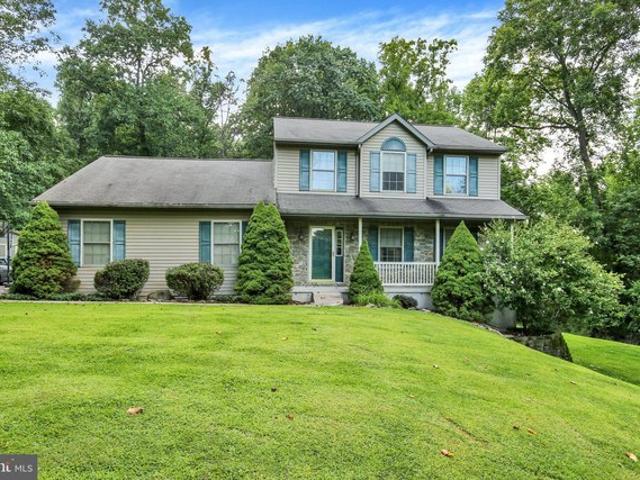 House for sale in Robesonia, Berks County