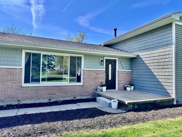 House for sale in Malta, Illinois