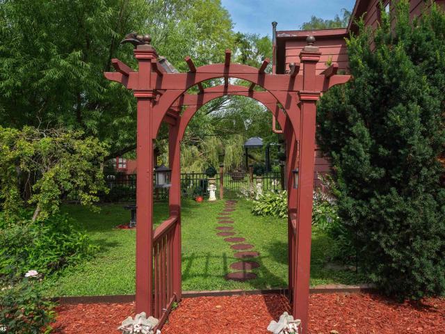 House for sale in Vinton, Iowa