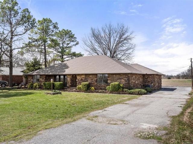 House for sale in Skiatook, Oklahoma