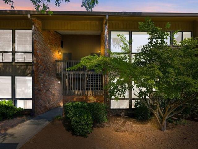 Condo for sale in Chapel Hill, North Carolina