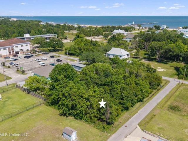 Land for sale in Waveland, Mississippi