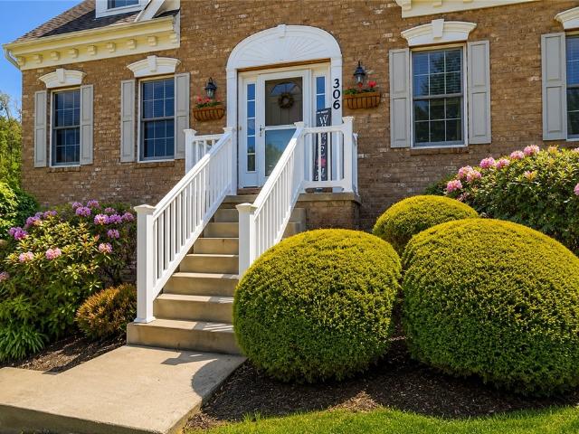 House for sale in Bradfordwoods, Pennsylvania
