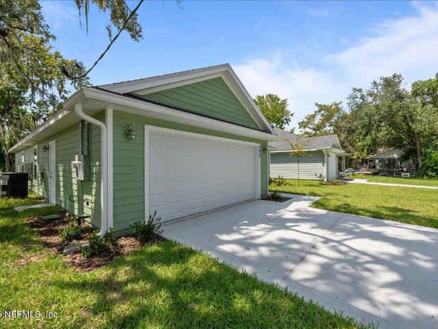 House for sale in Palatka, Florida