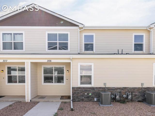 Townhouse for sale in Arapahoe, Colorado