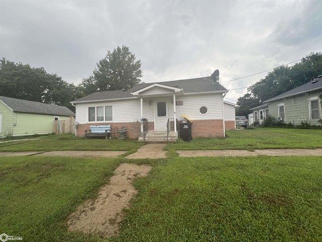 House for sale in Creston, Iowa