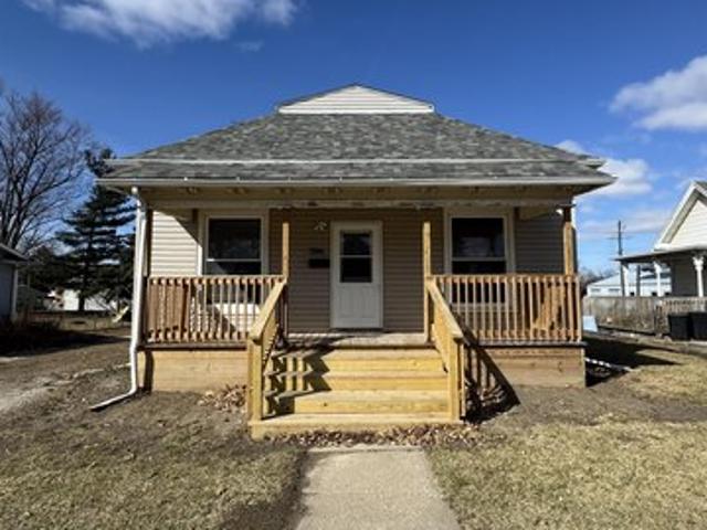 House for sale in Sigourney, Iowa