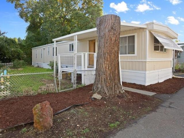 House for sale in Oregonia