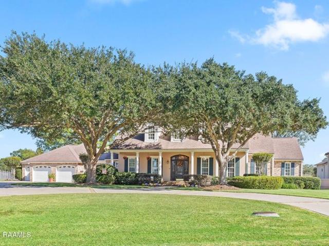 House for sale in Broussard, Lafayette Parish