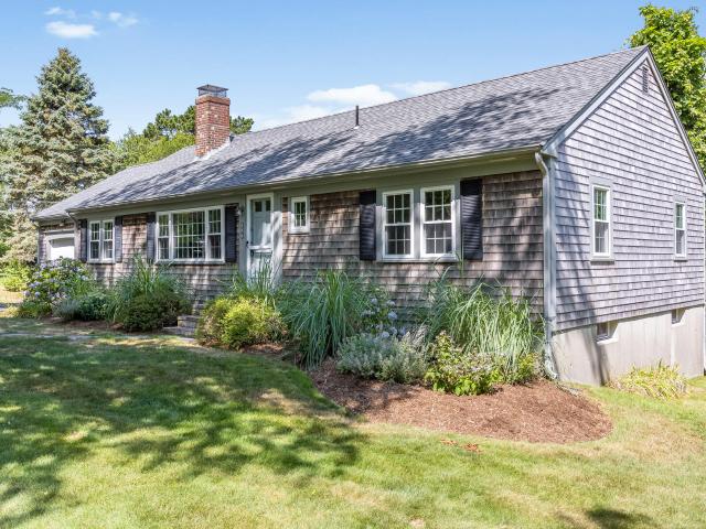 House for sale in East Dennis