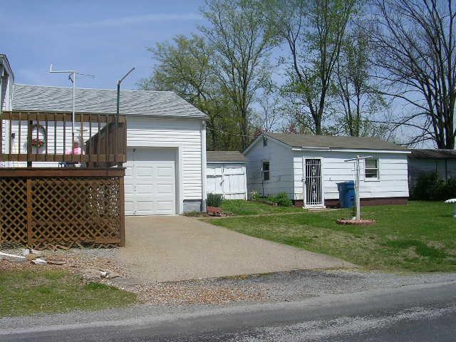 House for sale in Grantsburg, Illinois