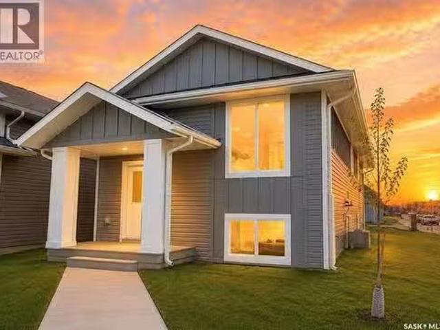 House for sale in Saskatoon, Saskatchewan