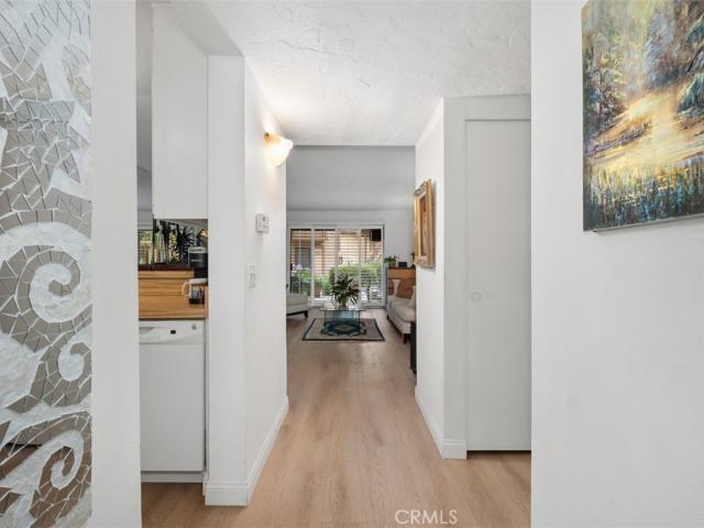 Condo for sale in Oak Creek, Irvine