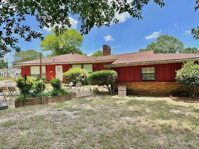 House for sale in Shelby, Texas
