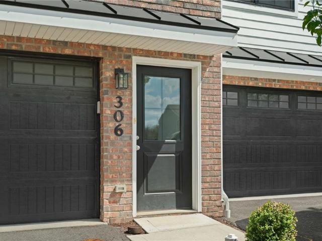 Townhouse for sale in Bradfordwoods, Pennsylvania
