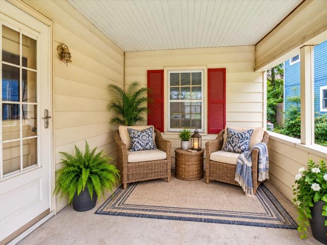 House for sale in Indianola, Warren County