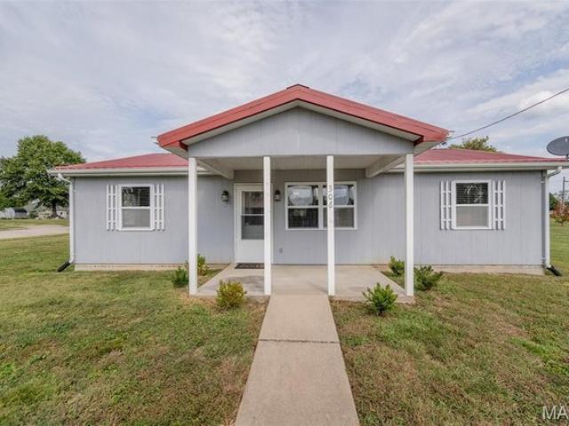 House for sale in Bland, Gasconade County