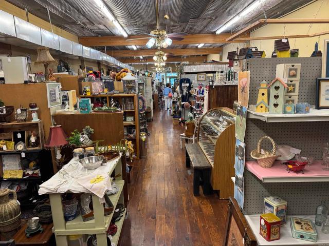 Commercial for sale in Ark