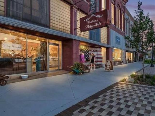 Commercial for sale in Denison, Grayson County