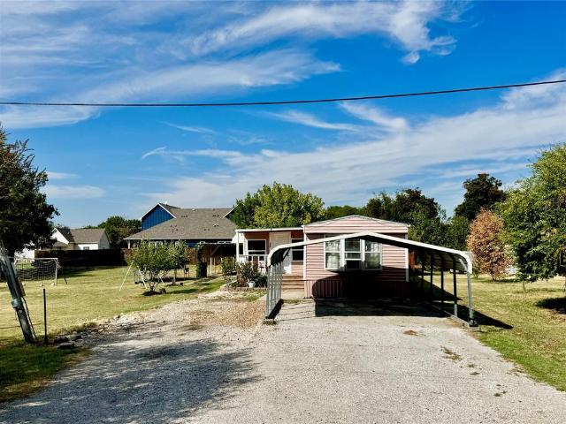 House for sale in Gunter, Grayson County
