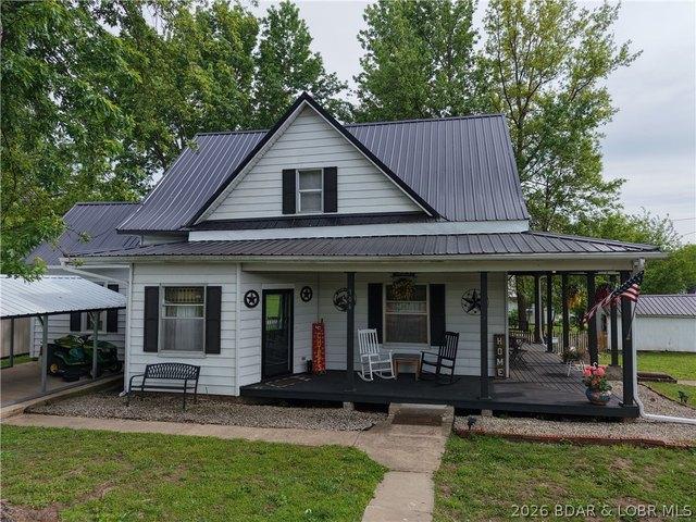 House for sale in Stover, Missouri