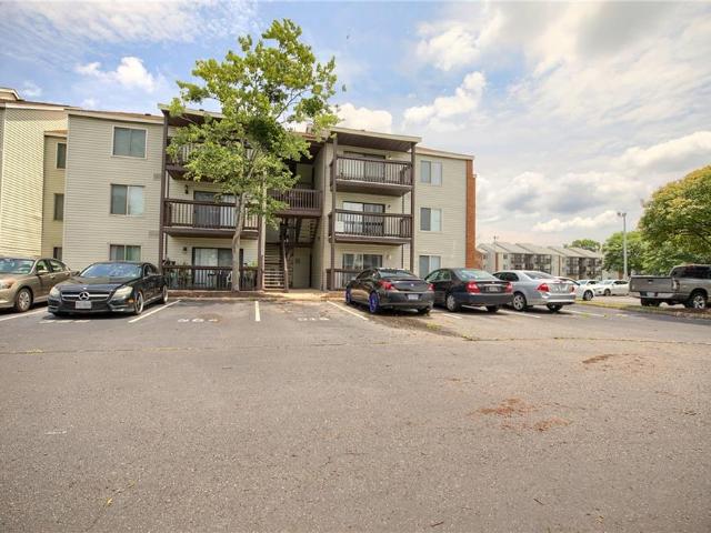 Condo for sale in Hampton