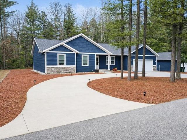 House for sale in Prudenville, Michigan