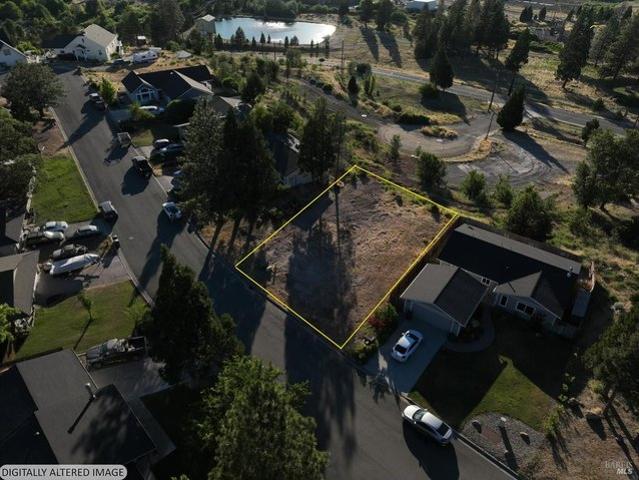 Land for sale in Weed, California