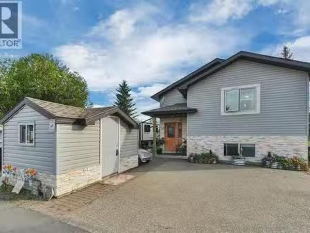House for sale in Alberta