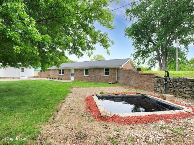 House for sale in Bloomfield, Kentucky
