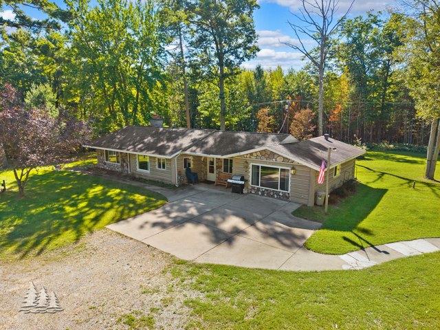 House for sale in Mio, Mentor Township