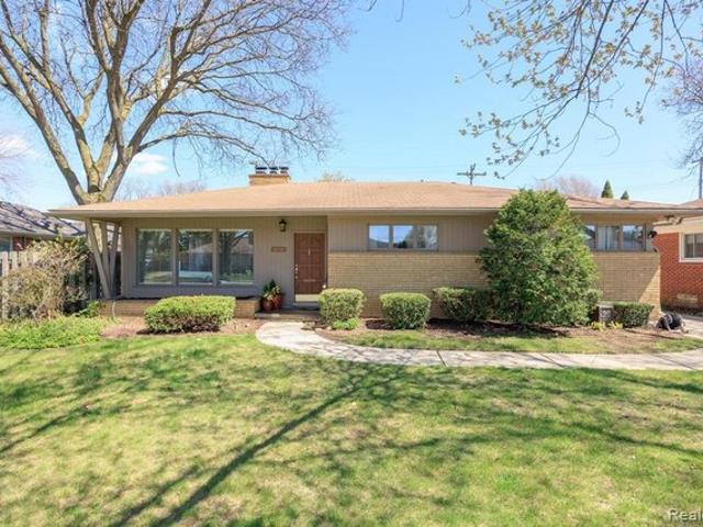 House for sale in Saint Clair Shores, Michigan