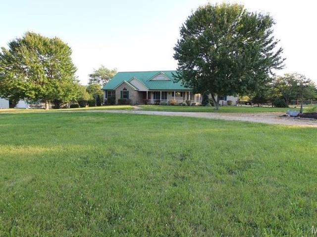 House for sale in Jackson, Missouri
