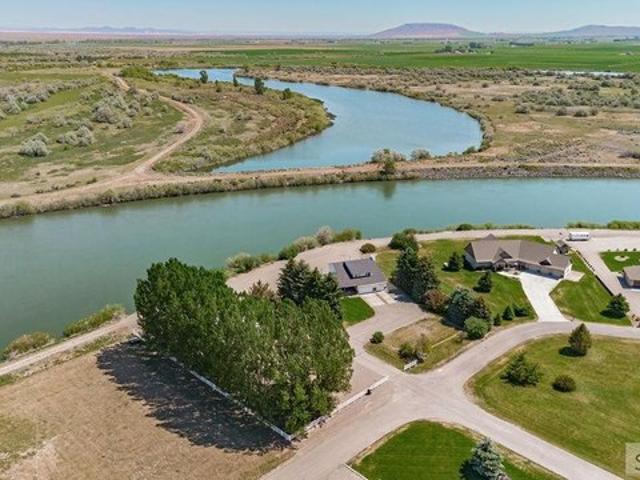 House for sale in Roberts, Idaho