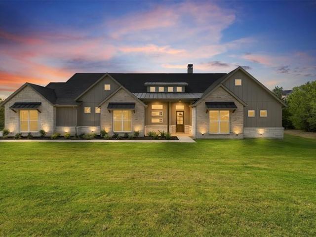 House for sale in Ellis, Texas