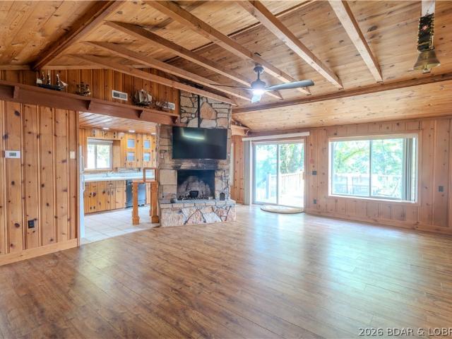 House for sale in Gravois Mills, Missouri