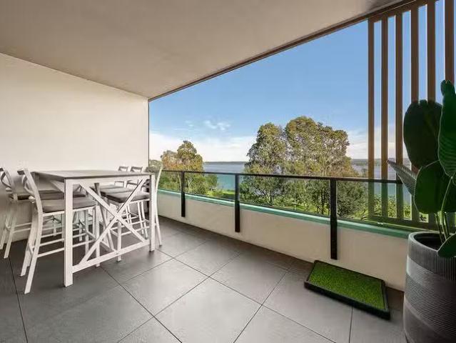 Apartment for rent in St Leonards, Victoria