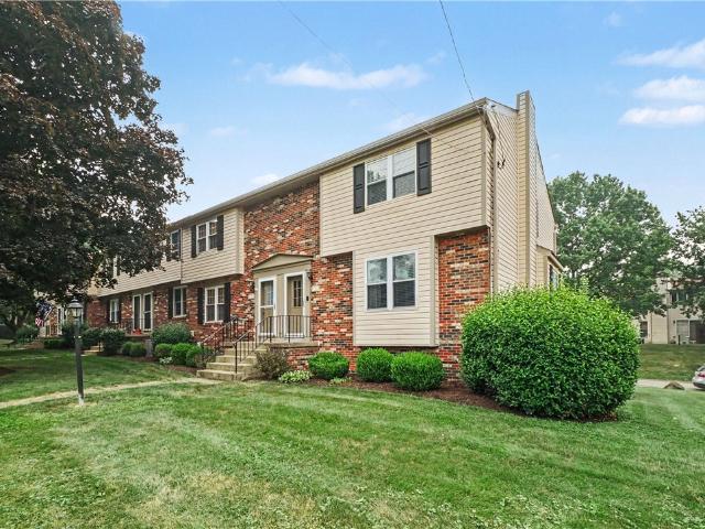 Townhouse for sale in Allison Park, Pennsylvania