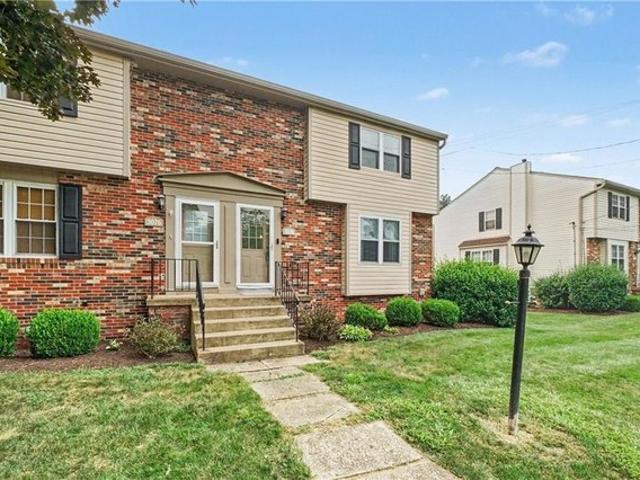 Townhouse for sale in Bakerstown, Pennsylvania