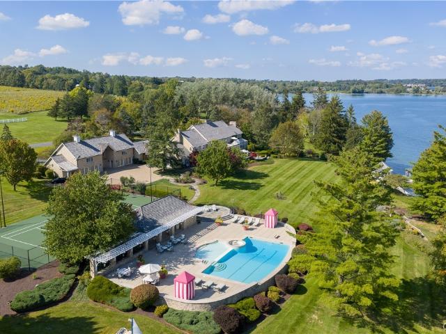 House for sale in Skaneateles, New York
