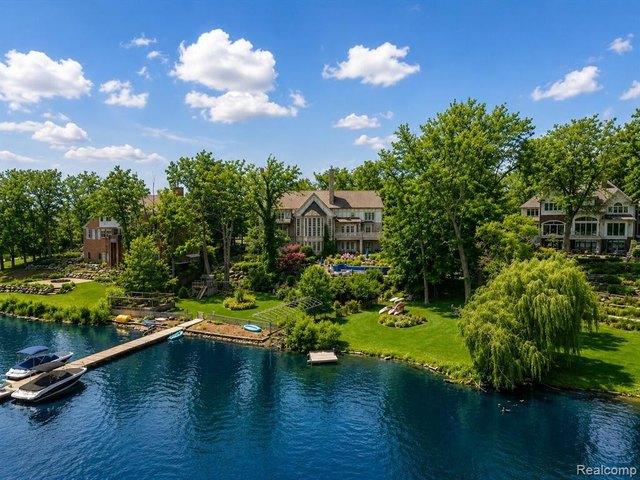 House for sale in Bloomfield Hills, Michigan
