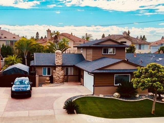House for sale in Costa Mesa, California