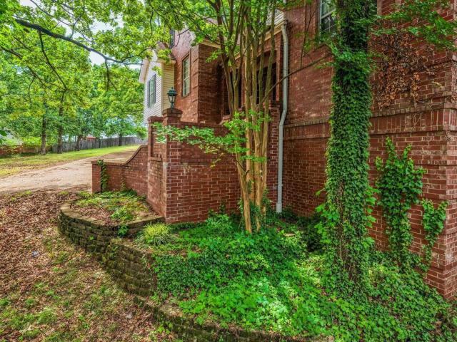House for sale in Conway, Faulkner County
