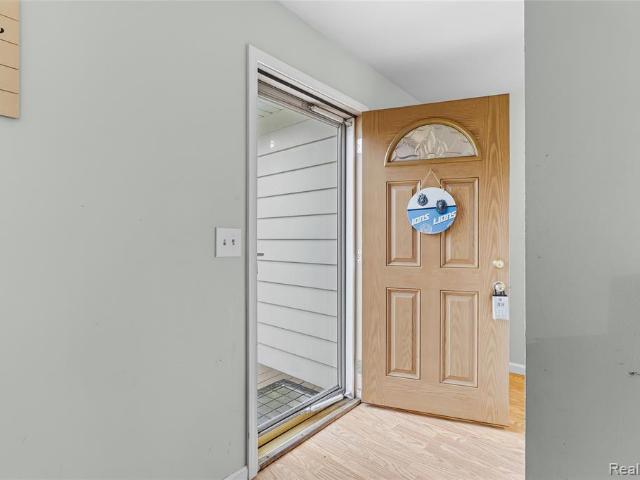House for sale in Fenton, Genesee County