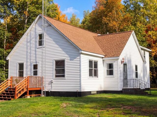 House for sale in Washburn, Bayfield County