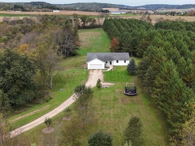 House for sale in Kendall, Monroe County