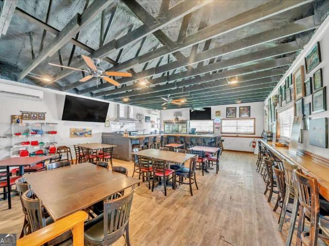 Commercial for sale in Cobb Commercial for sale in Cobb