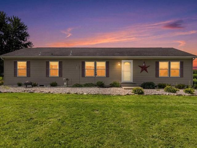 House for sale in Columbia City, Indiana
