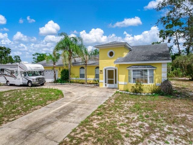 House for sale in Avon Park, Florida